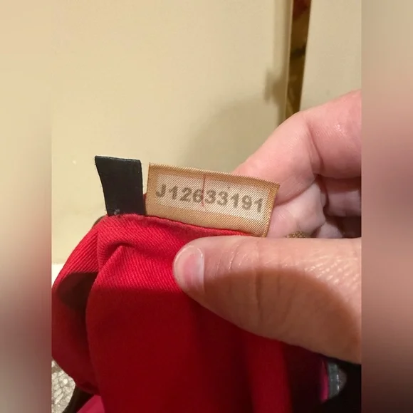 Dooney & Bourke Neutral Snake-Print Drawstring Bucket Bag *read for condition* - Picture 11 of 13